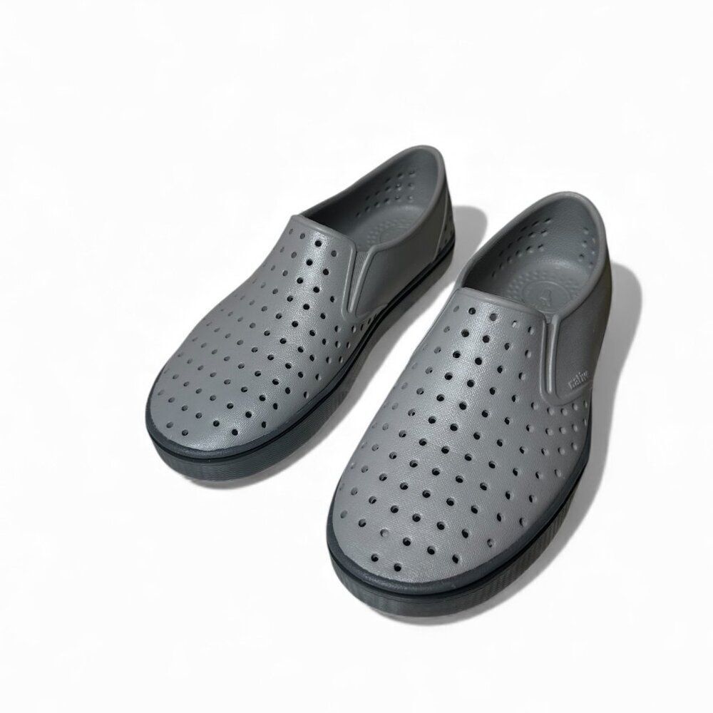 Native Shoes Jefferson Slip-On EVA Sneaker M6 W8 Grey  Water Shoes Lightweight